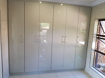 Rothmann Cupboards Bedroom Cupboards